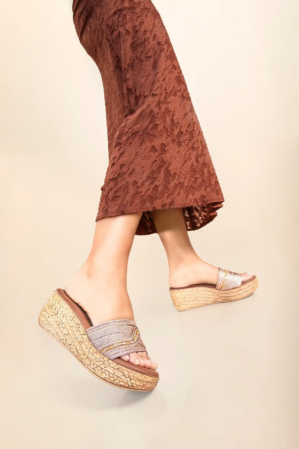 SANDALIA DAMA 6W9562-3 CHAMPAGNE